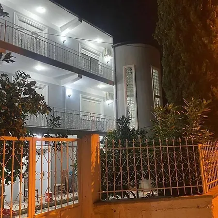 Eagle 3 * Tirana