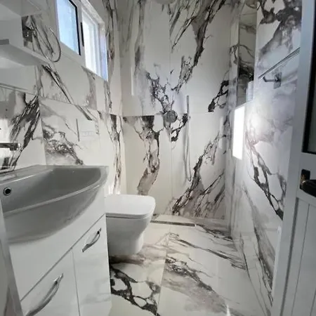 Apartamento Eagle 3 Tirana