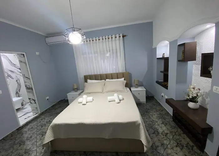 Eagle 3 Апартаменты *